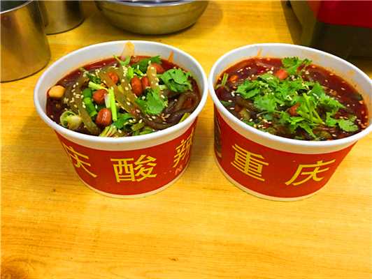 魅力小吃培訓(xùn)學(xué)員特色酸辣粉實(shí)操作品案例